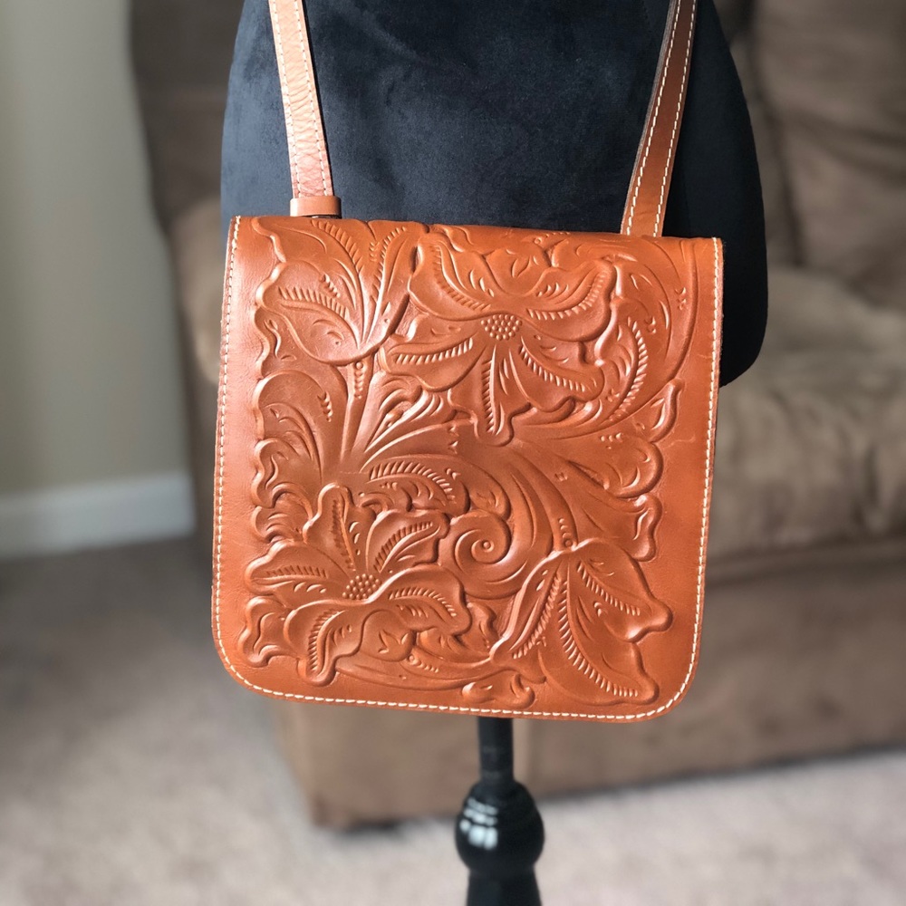 🆕 Patricia Nash Granada Crossbody bag